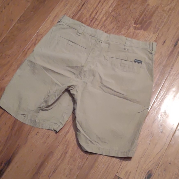Columbia Other - Columbia Shorts